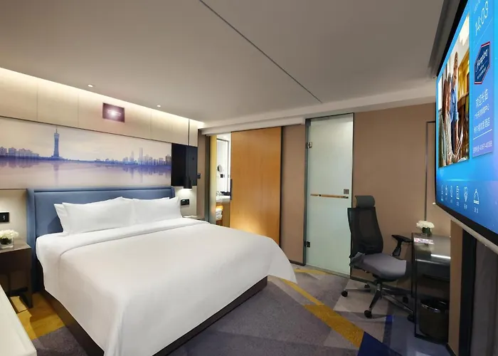 Hampton By Hilton Guangzhou Tianhe Sports Center-Free Shuttle Bus To Exhibition During Canton Fair Period