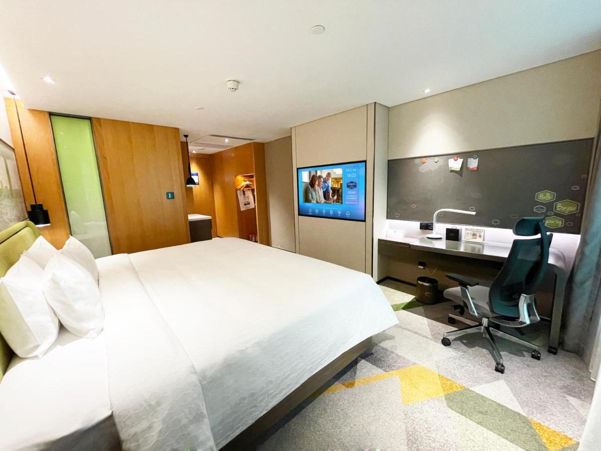 Hampton By Hilton Tianhe Sports Center Hotel 4*