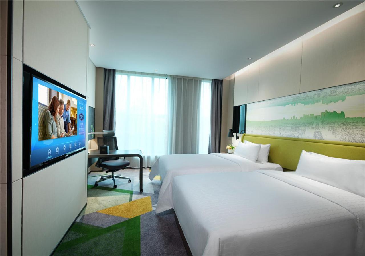 Hotel Hampton By Hilton Tianhe Sports Center